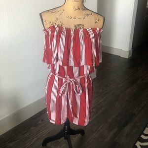 🔥NWT🔥Summer stripped romper